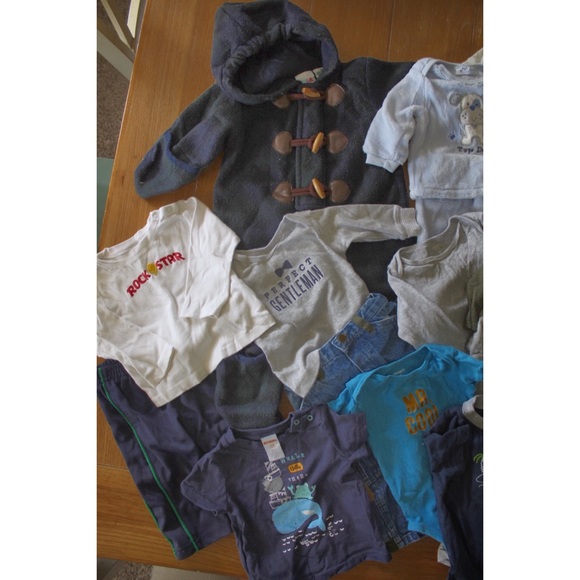 Boys (19 Piece) Preowned Bundle Lot  Snowsuit, Sweaters, Pants Cool Weather - Picture 2 of 4